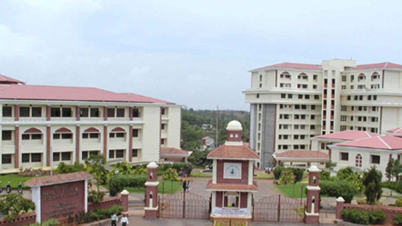 Yenepoya Medical College.jpg